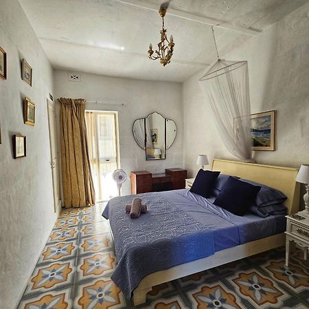 Dar Garigor Apartment Cospicua Exterior photo