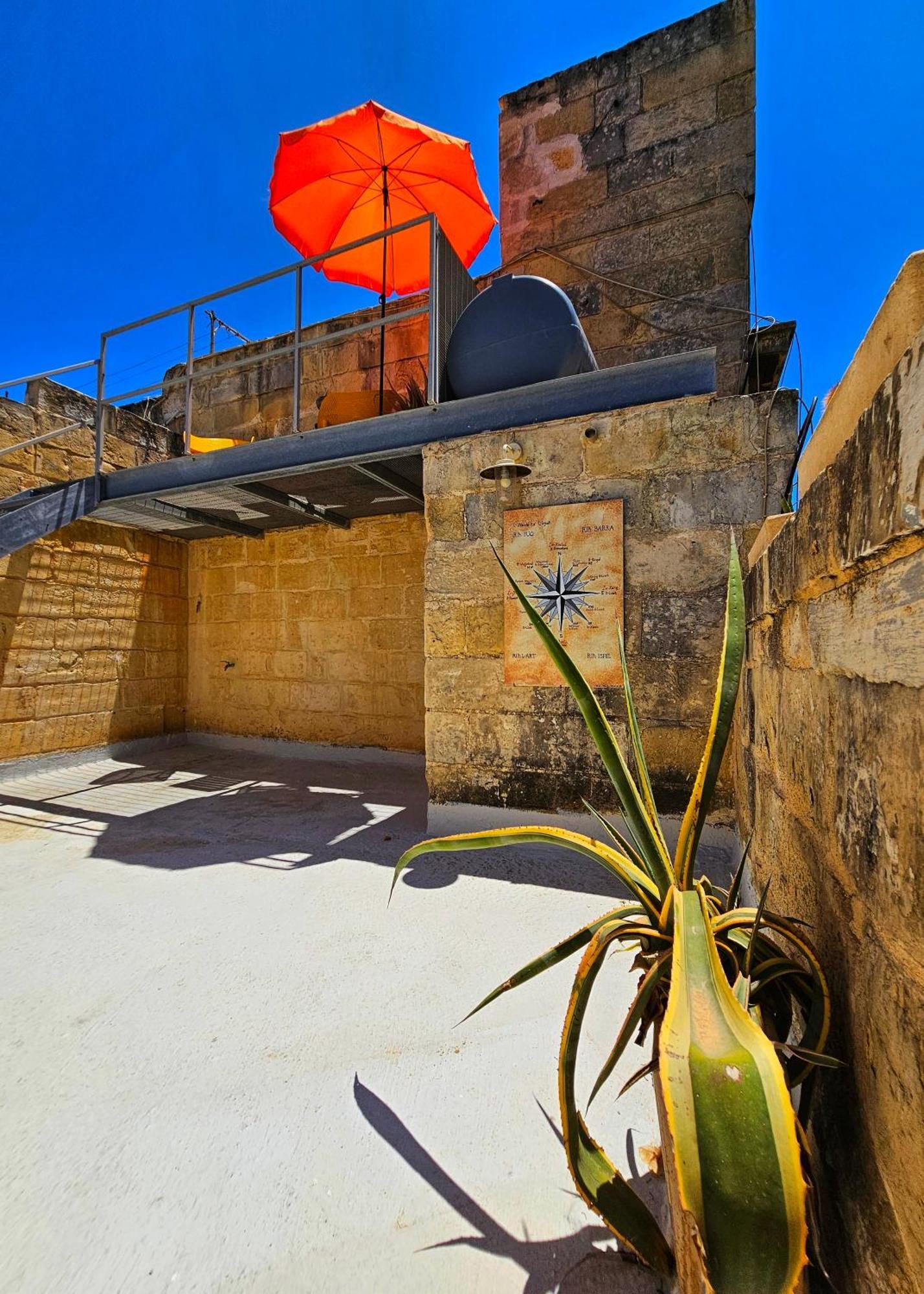 Dar Garigor Apartment Cospicua Exterior photo